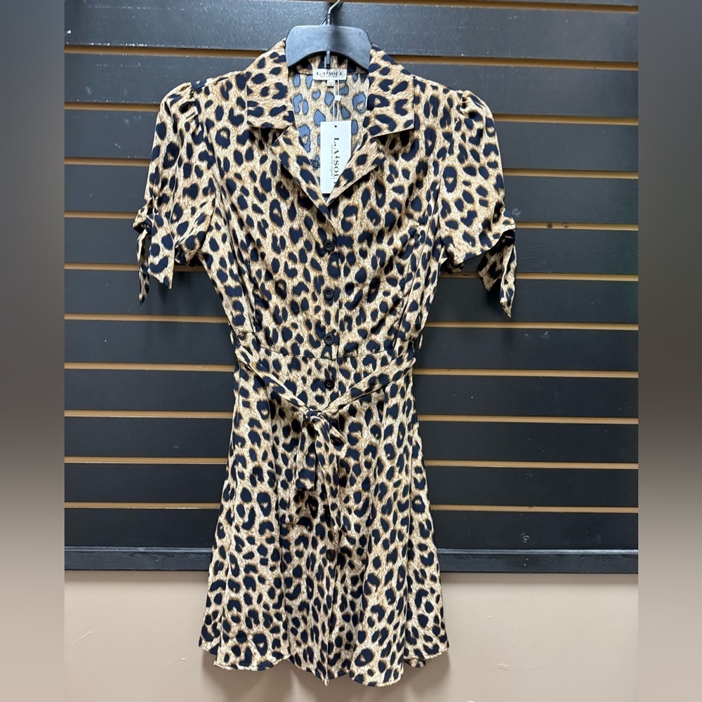 L.A. Soul Leopard Print Button-Front Romper with Tie Waist – Size Medium